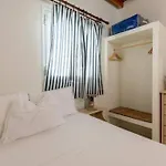 Апартаменты Sylvia's House In Stegna *