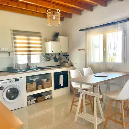 Sylvia's House In Stegna Apartment