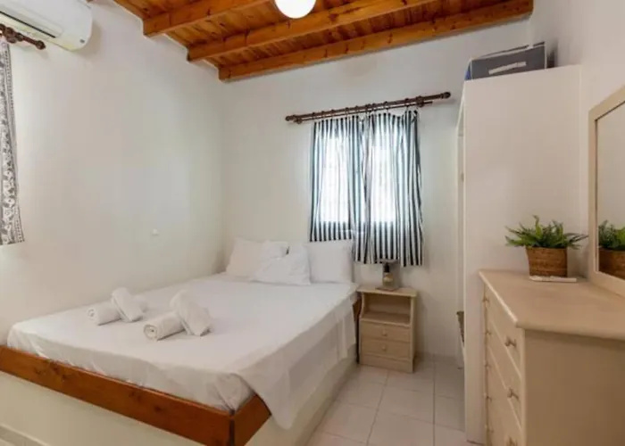 Sylvia's House In Stegna 公寓