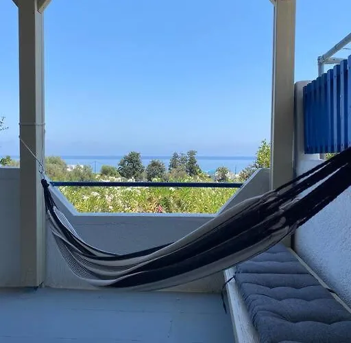 Sylvia's House In Stegna * 아크앤젤로스